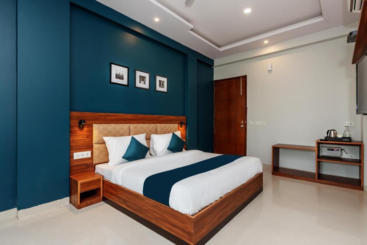 Hotel O Earth Villa Near Bestech Central Square Mall غورغاون المظهر الخارجي الصورة