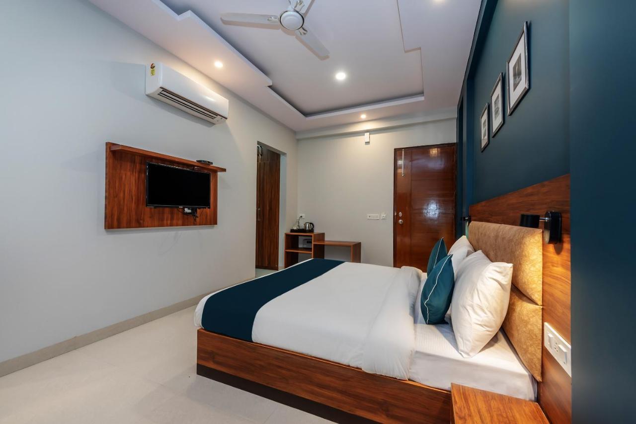 Hotel O Earth Villa Near Bestech Central Square Mall غورغاون المظهر الخارجي الصورة