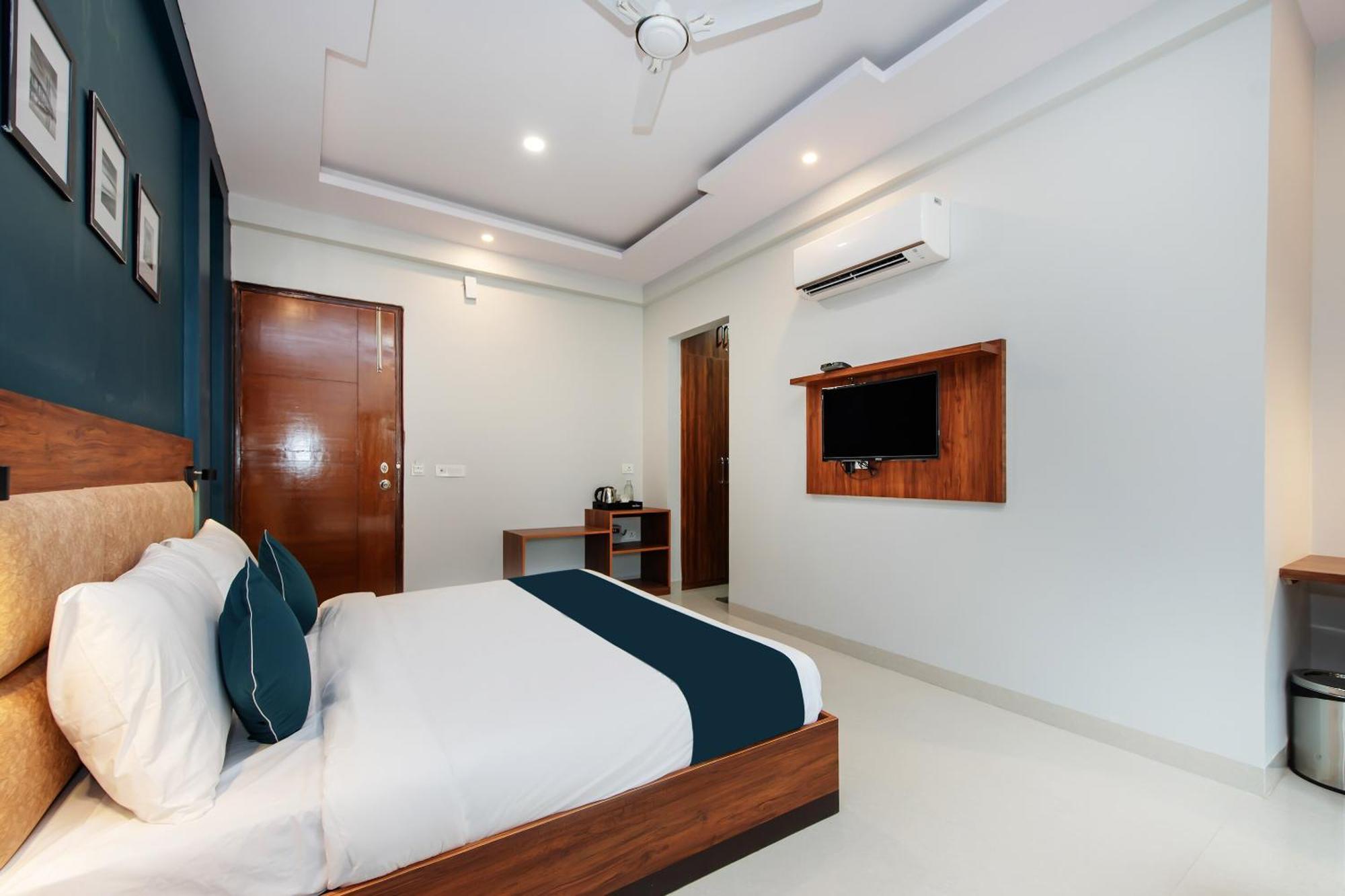 Hotel O Earth Villa Near Bestech Central Square Mall غورغاون المظهر الخارجي الصورة